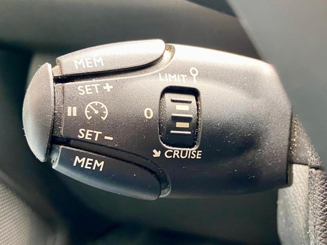Peugeot 308 BlueHDi 120 S&S SW Business