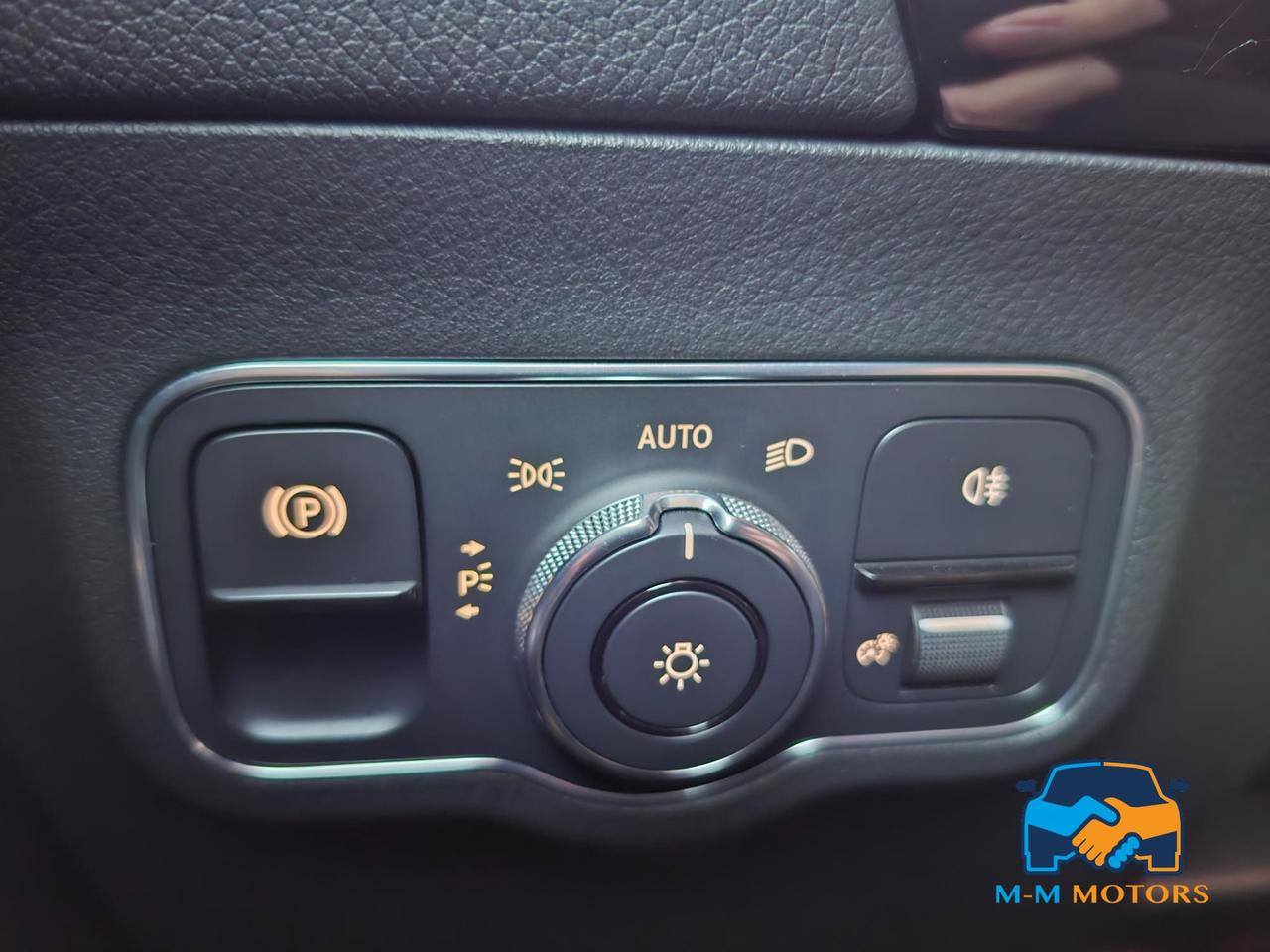 Mercedes B 180 Sport Plus garanzia BMW manuale