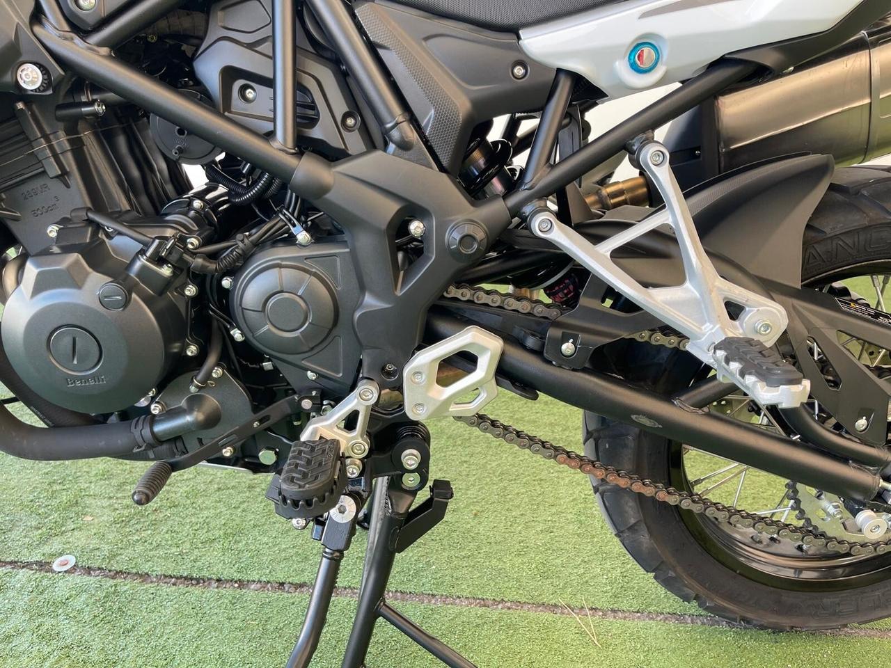 BENELLI TRK 502 (500cc ENDURO )