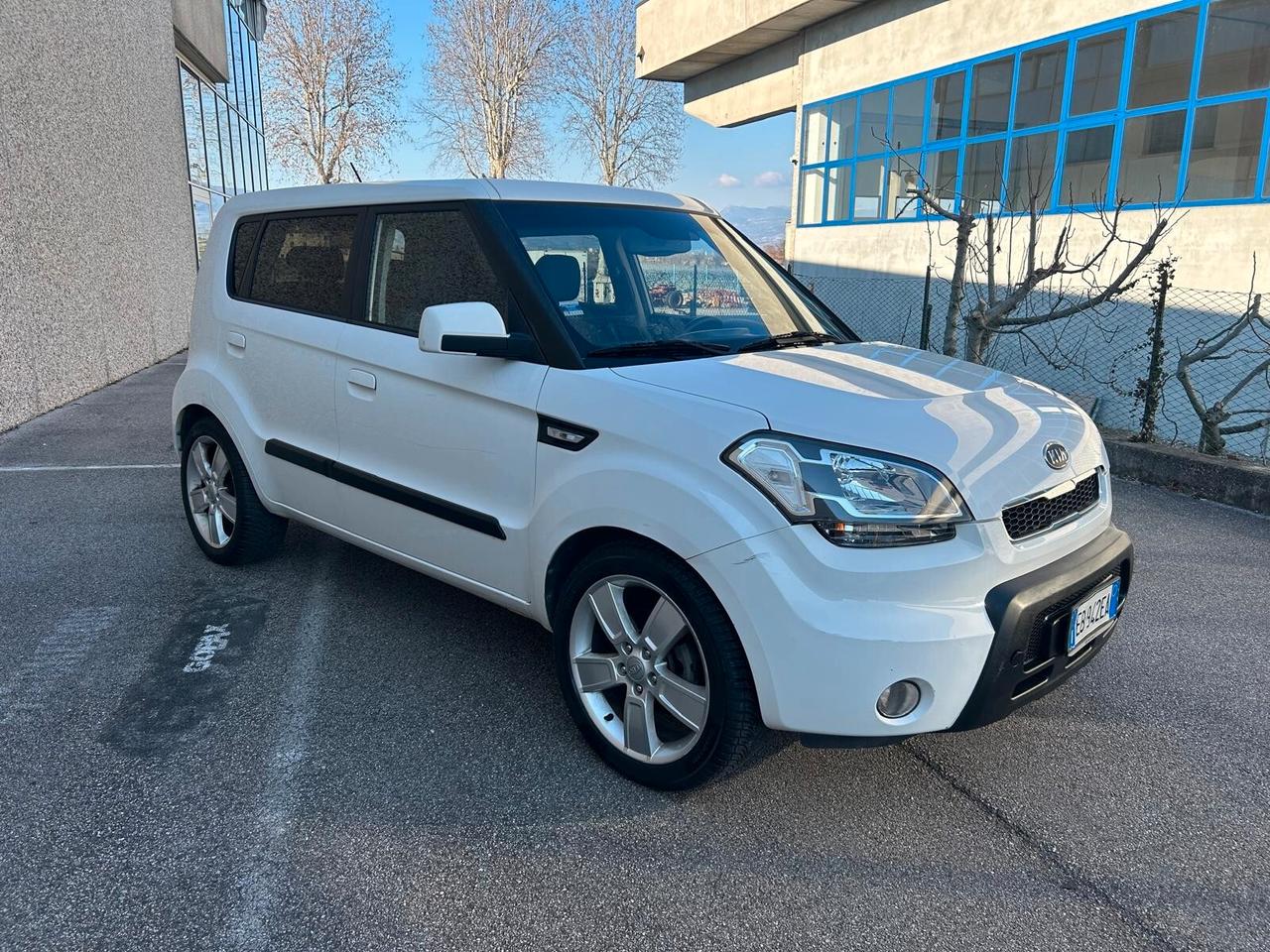 Kia Soul 1.6 CRDi VGT Cool NEOPATENTATI OK