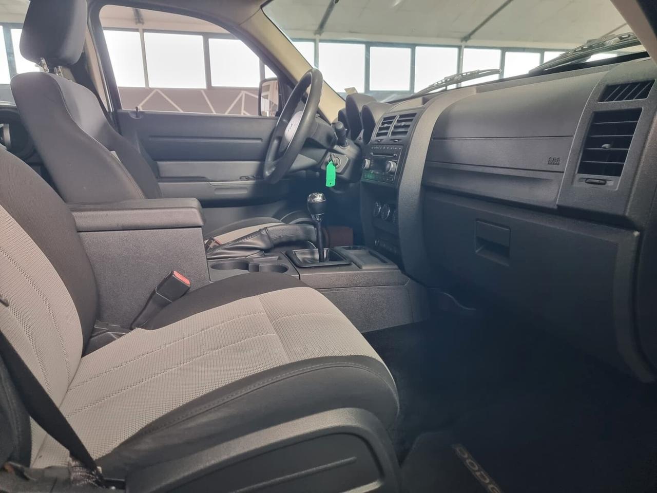 Dodge Nitro 2.8 CRD SXT 4WD CAMBIO MANUALE