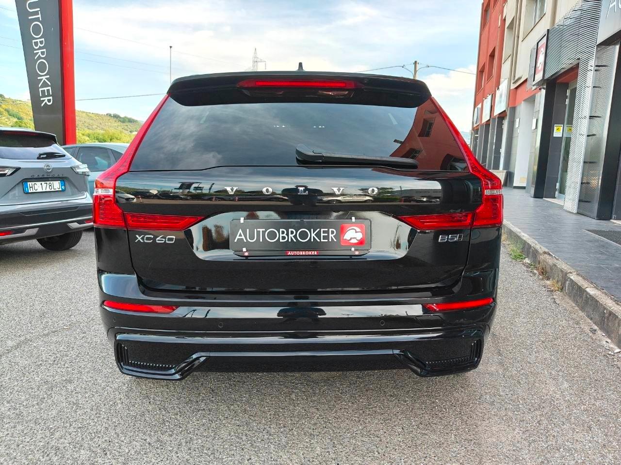 VOLVO XC60 (2017-->) XC60 B5 AWD automatico Ult...