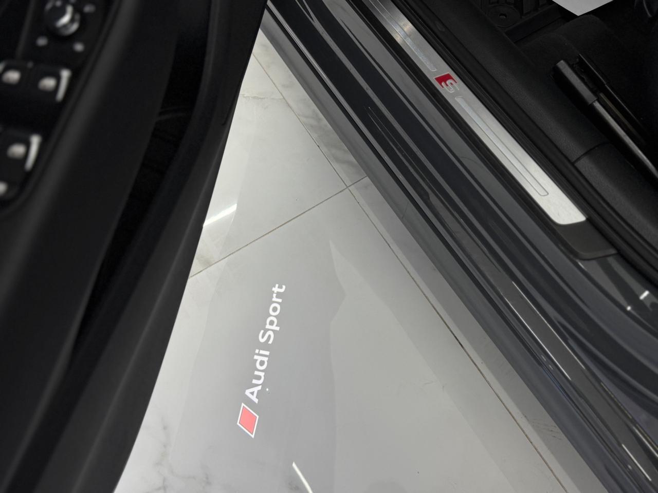Audi S3 SPB 310Cv quattro S tronic-S-line
