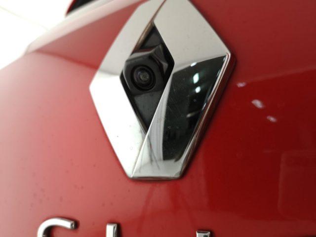 RENAULT Clio TCe 12V 100 CV 5 porte Intens