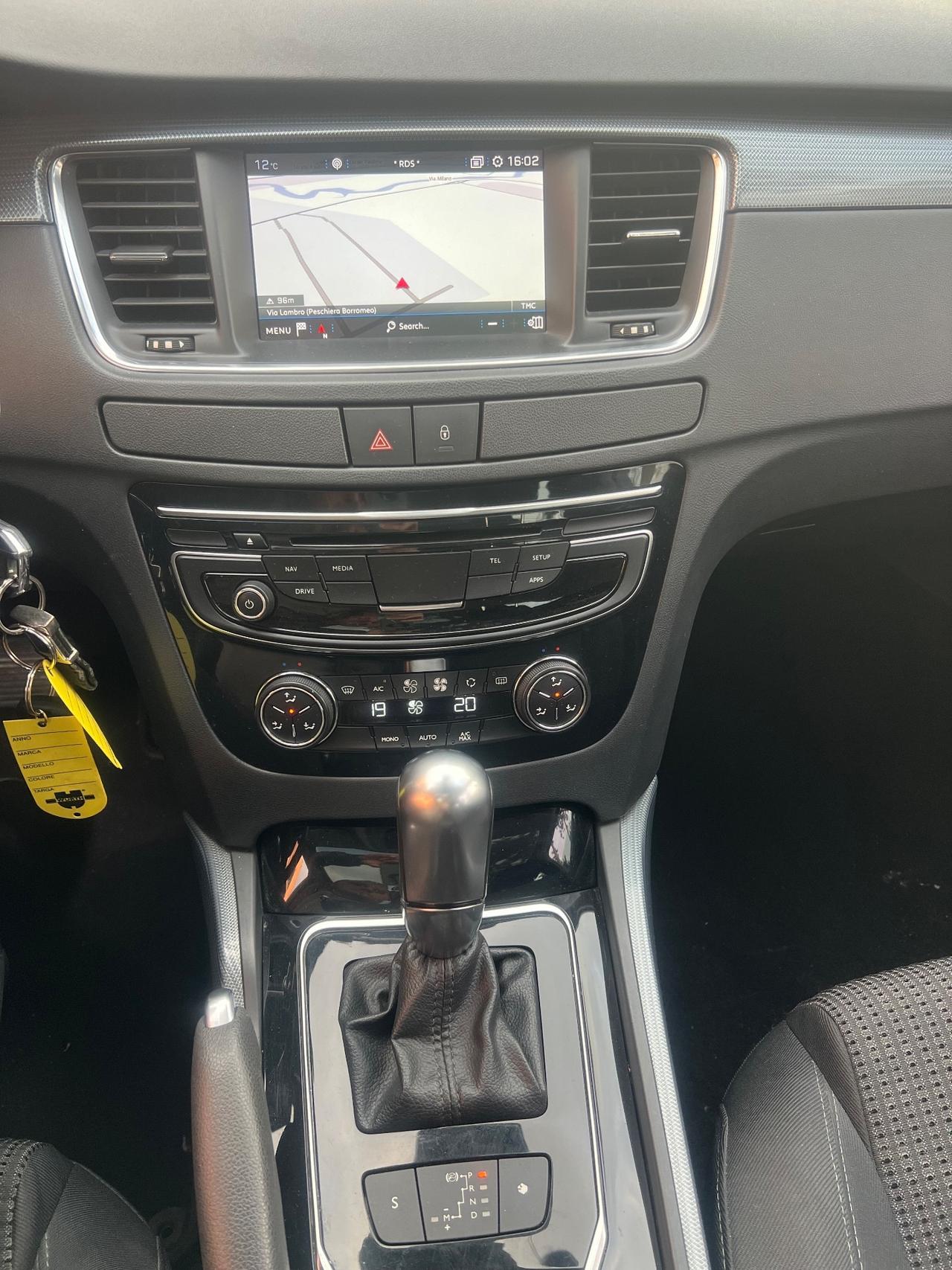 Peugeot 508 BlueHDi 120 EAT6 S&S SW Allure