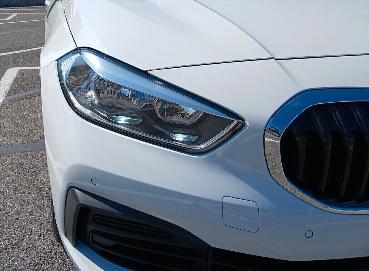 Bmw 118 118d 5p. Business Advantage