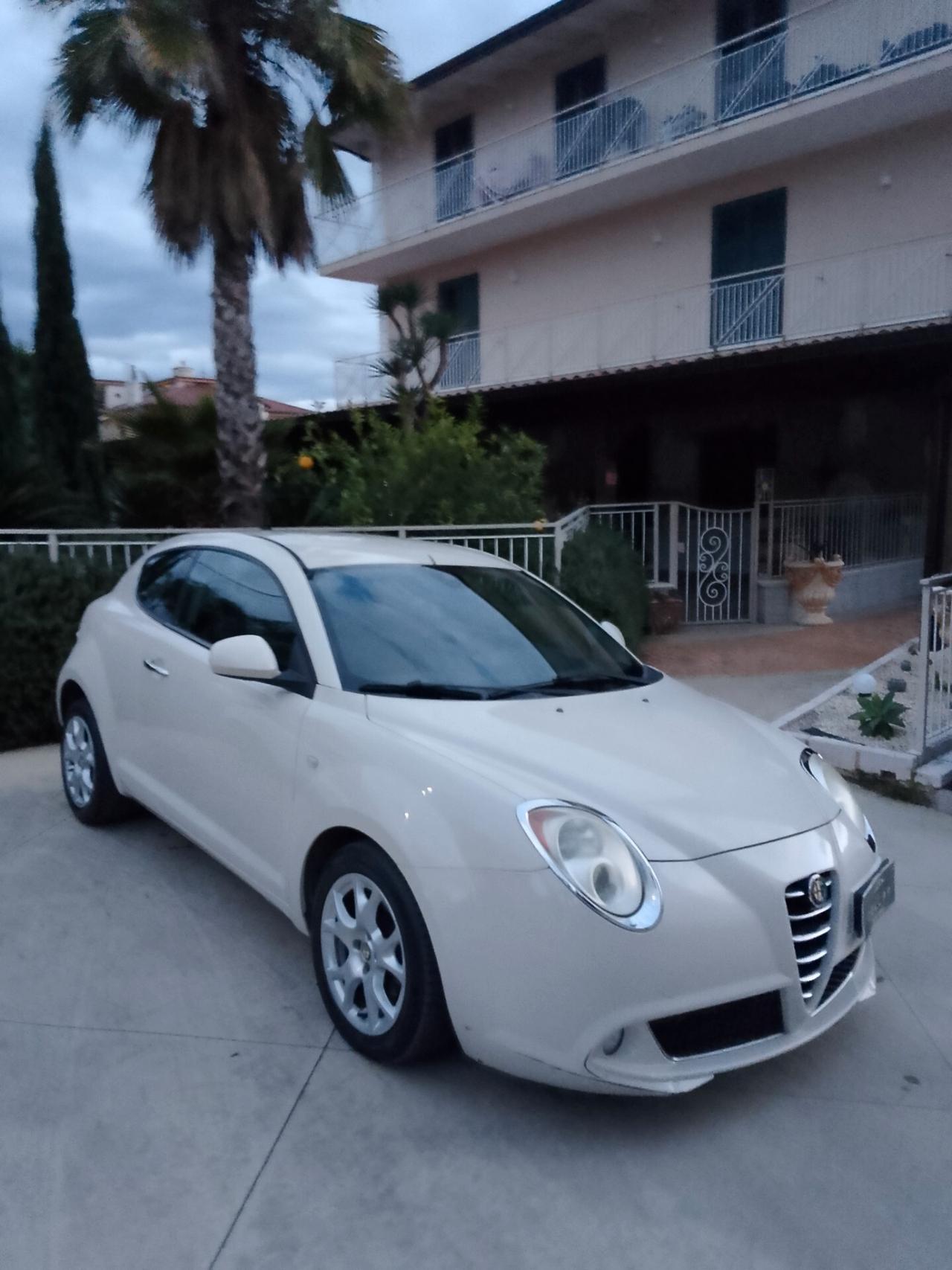 Alfa Romeo MiTo 1.3 JTDm-2 95 CV S&S Distinctive