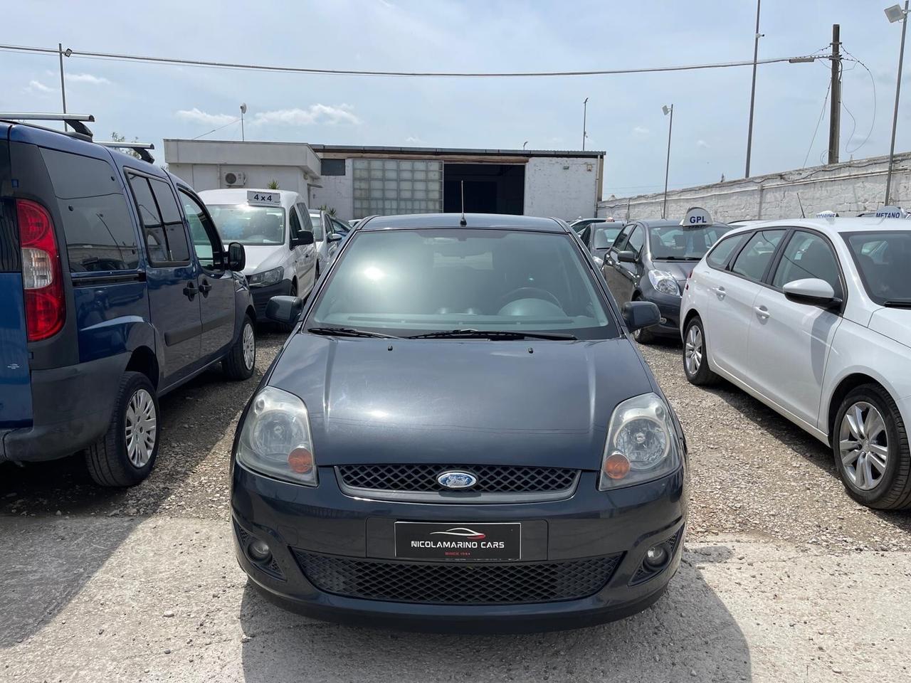 Ford Fiesta 1.2 16V 5p. Titanium “NUOVISSIMA”