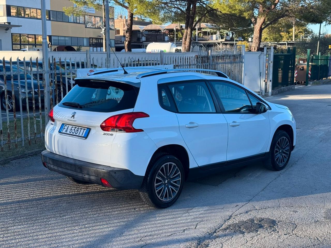 Peugeot 2008 BlueHDi 75 Active