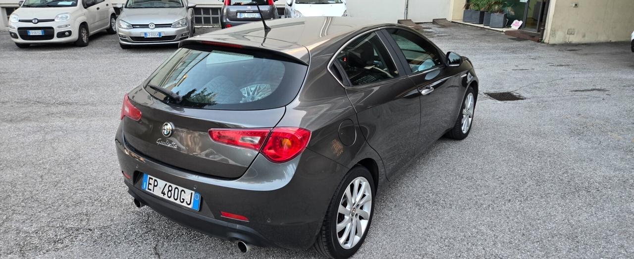 Alfa Romeo Giulietta 2.0 JTDm-2 140 CV Exclusive