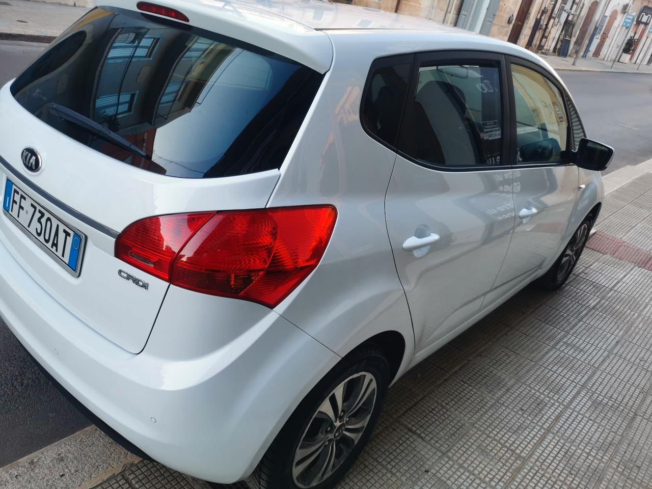 Kia Venga 1.4 CRDi 90CV COOL AUTOCARRO FULL