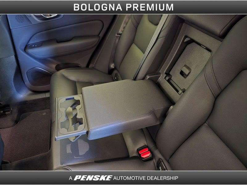 Volvo XC60 XC60 B4 automatico Plus Dark