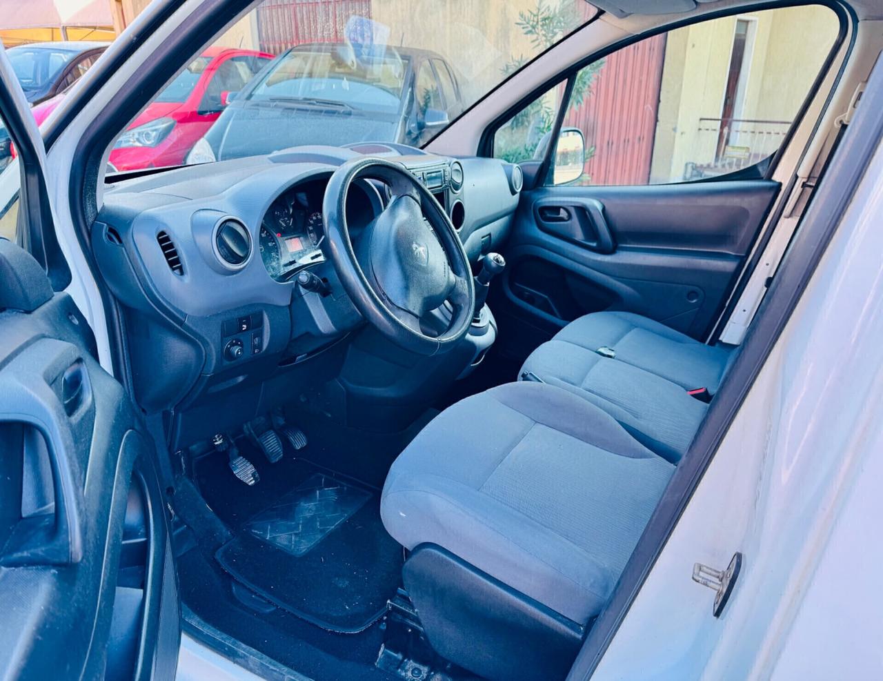 Peugeot Partner Tepee 1.6 HDi Autocarro 3 posti