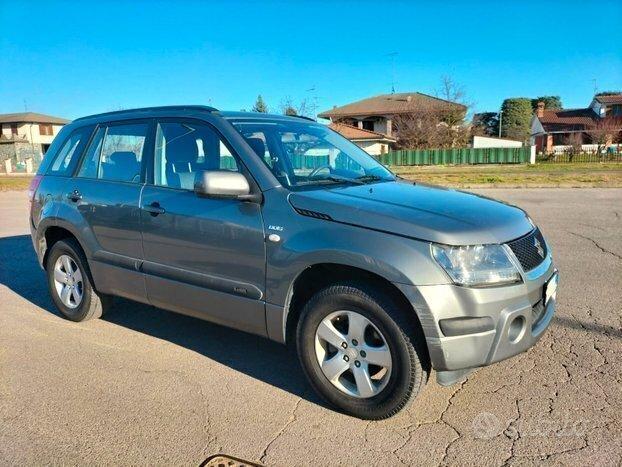 Suzuki Grand Vitara 2.0 crdi 5 porte