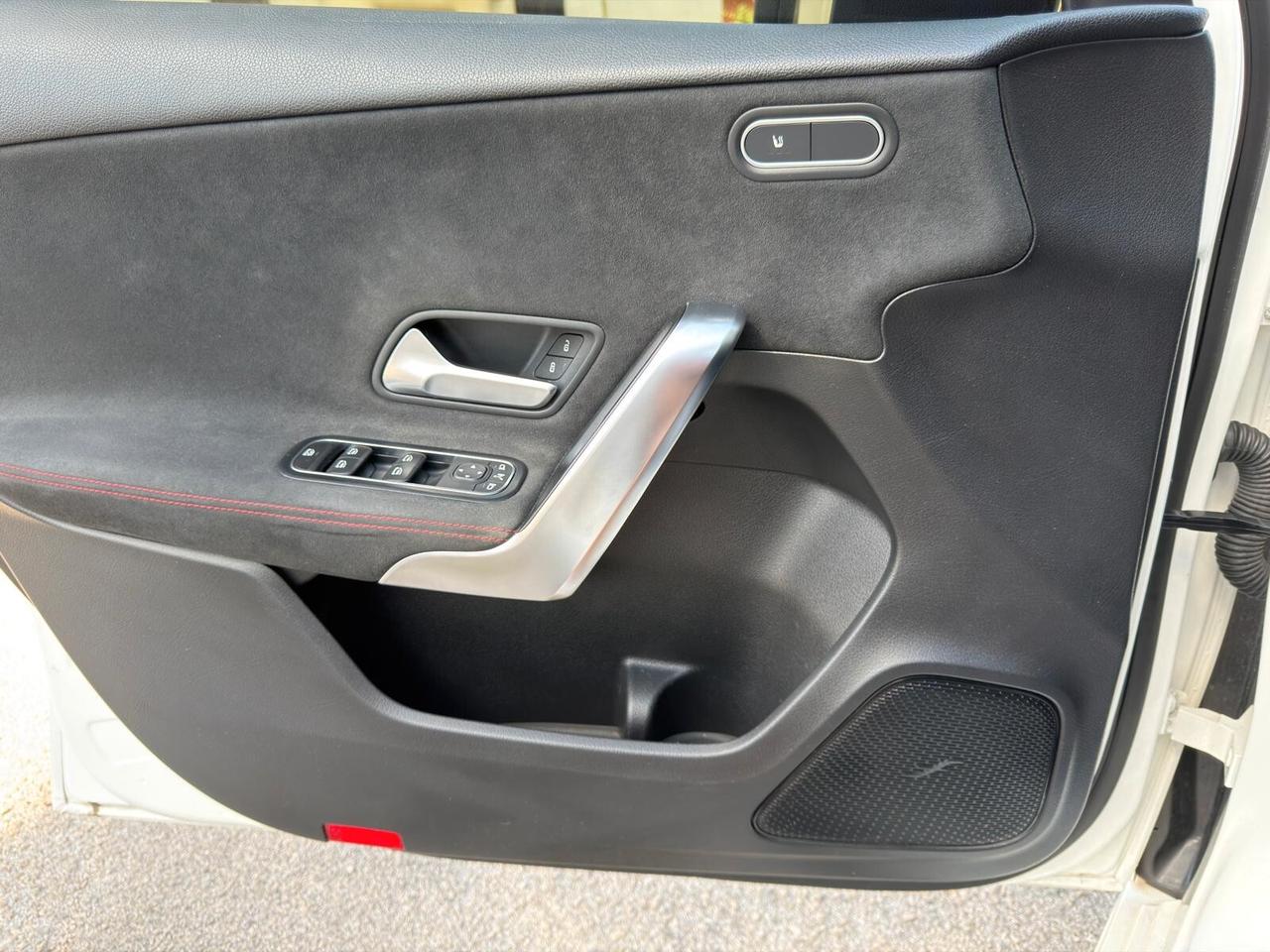 Mercedes-benz A 250 Premium AMG