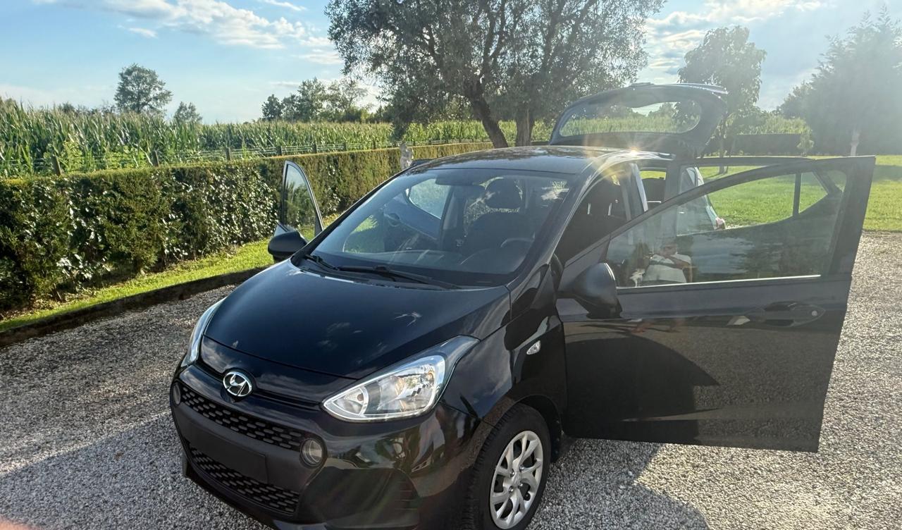 Hyundai i10 1.0 MPI Classic PASSAGGIO COMPRESO