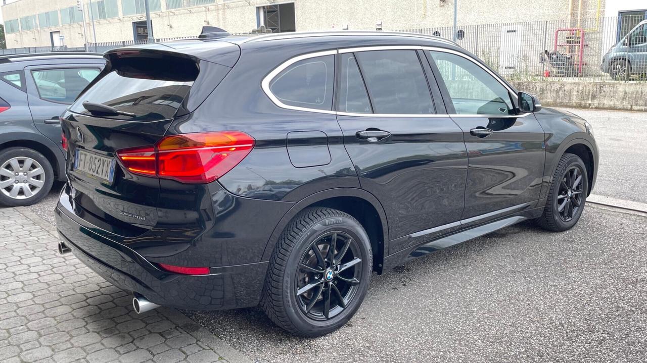 Bmw X1 xDrive20d Advantage TOTAL BLACK TETTO PANORAMICO PELLE