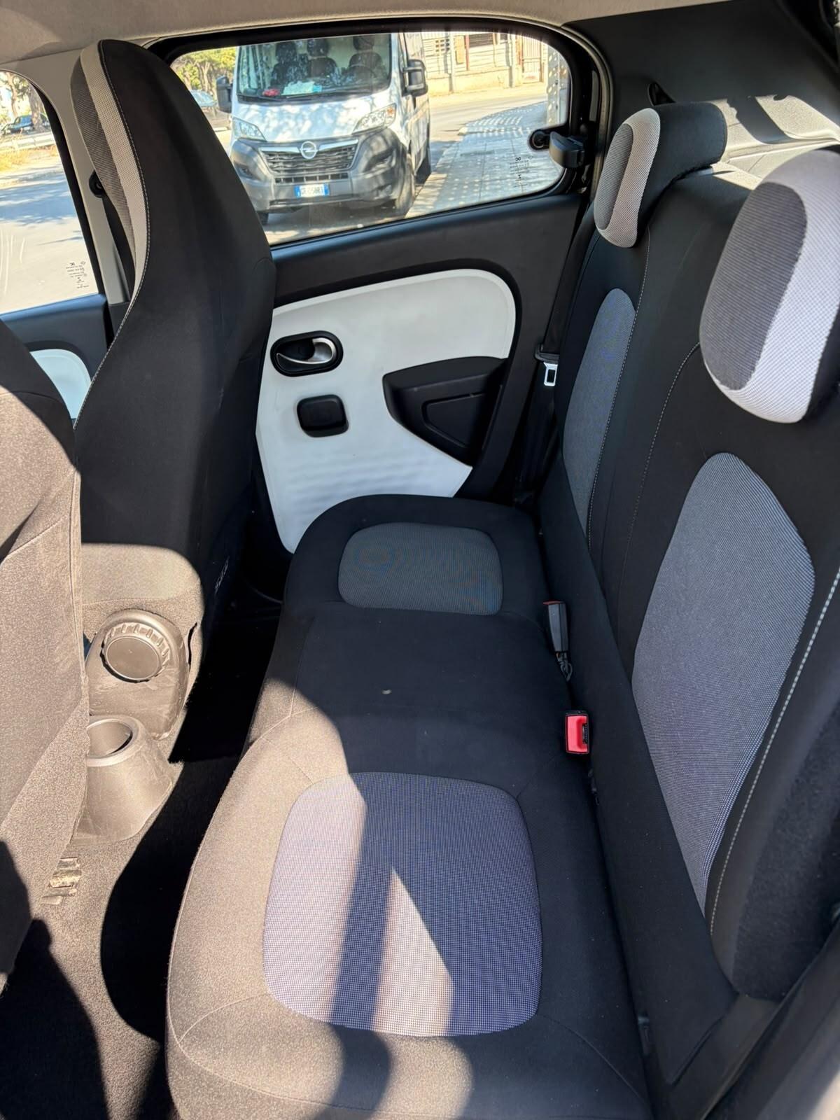 Renault Twingo 1.0 benzina 70 cv