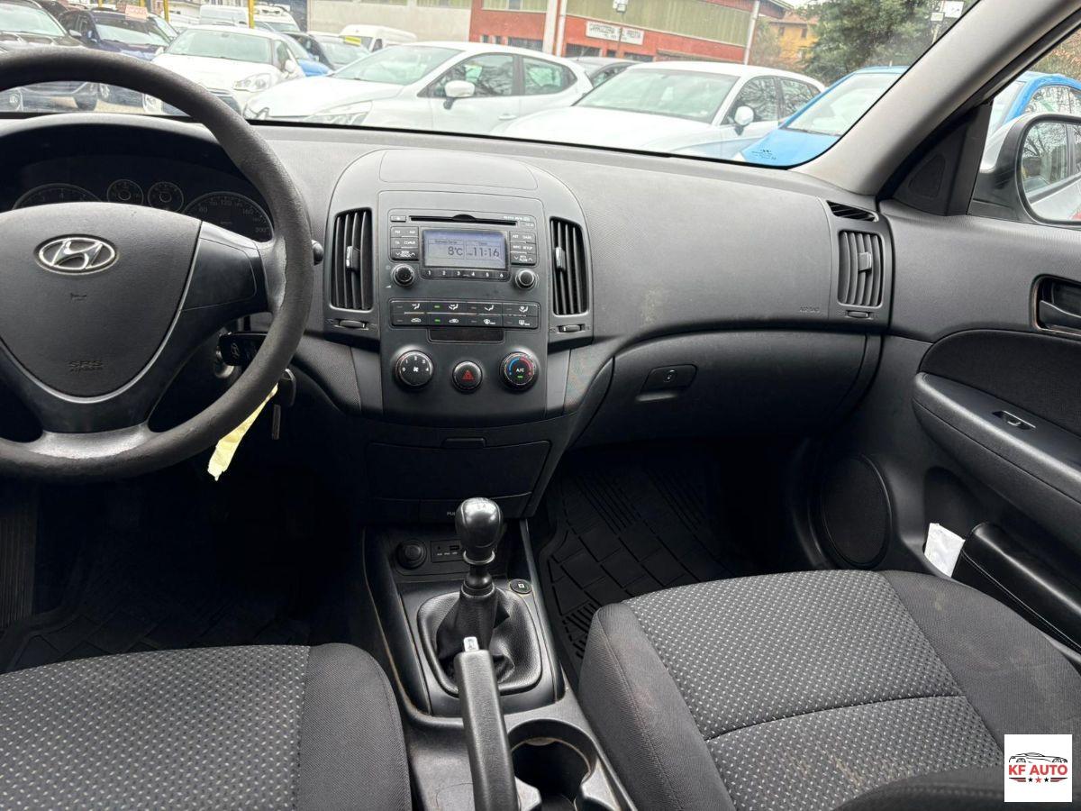 HYUNDAI - i30 1.4 Special Gpl