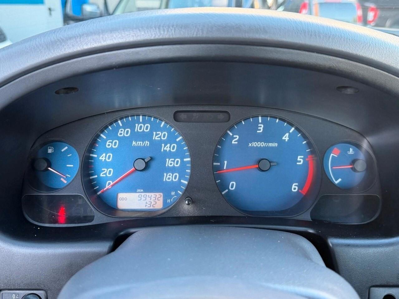 Nissan NP300 2.5 D 2p. King Cab Easy Chassis