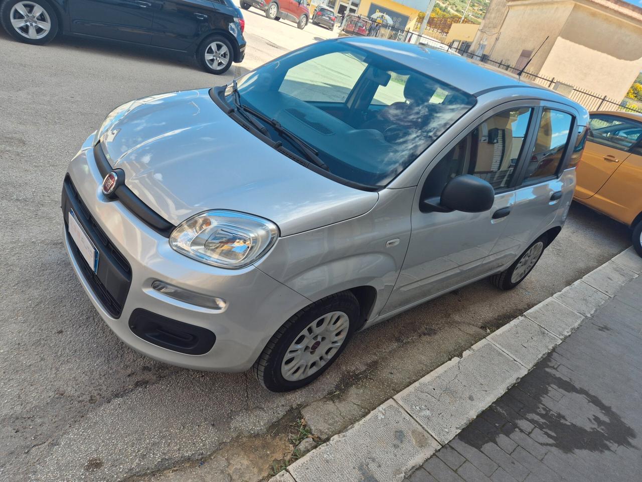FIAT PANDA 1.2 BENZINA 70 CV ANNO 2016 KM CERTIFICATI