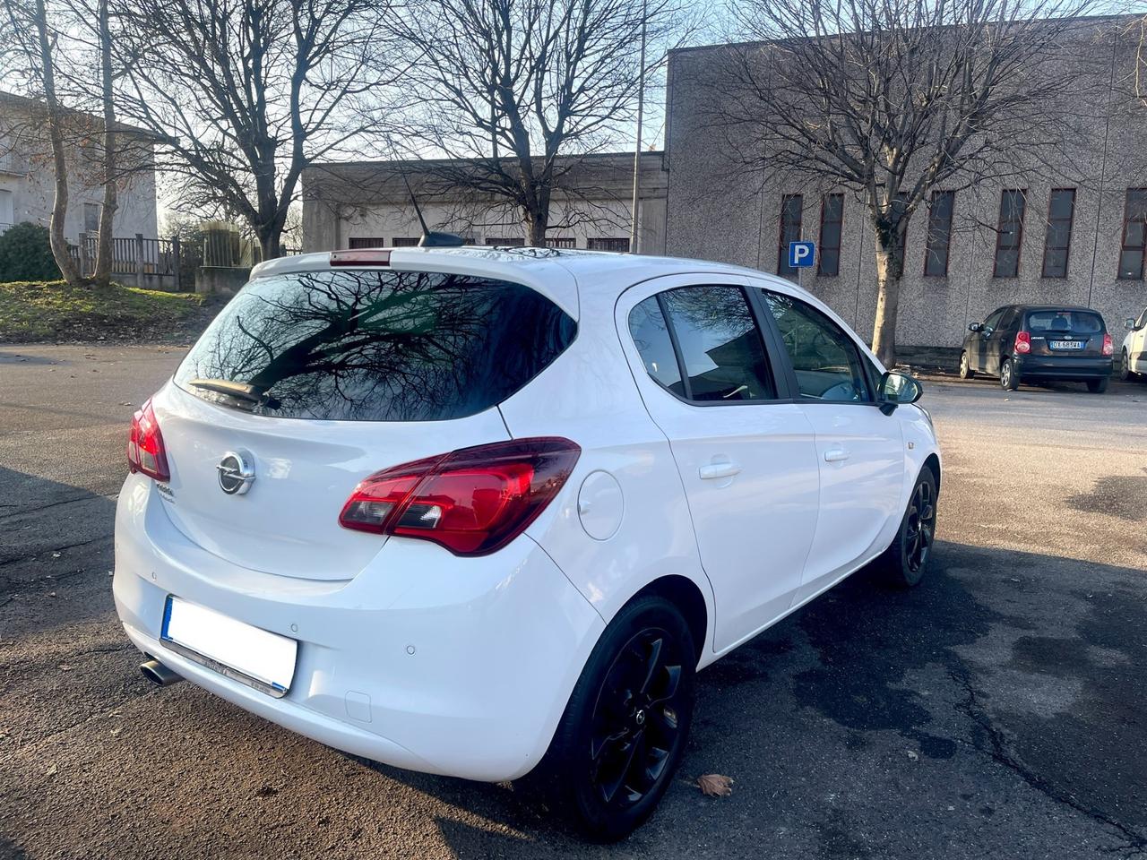 Opel Corsa 1.4 90CV GPL Tech 5 porte Innovation per Neopatentati 2017