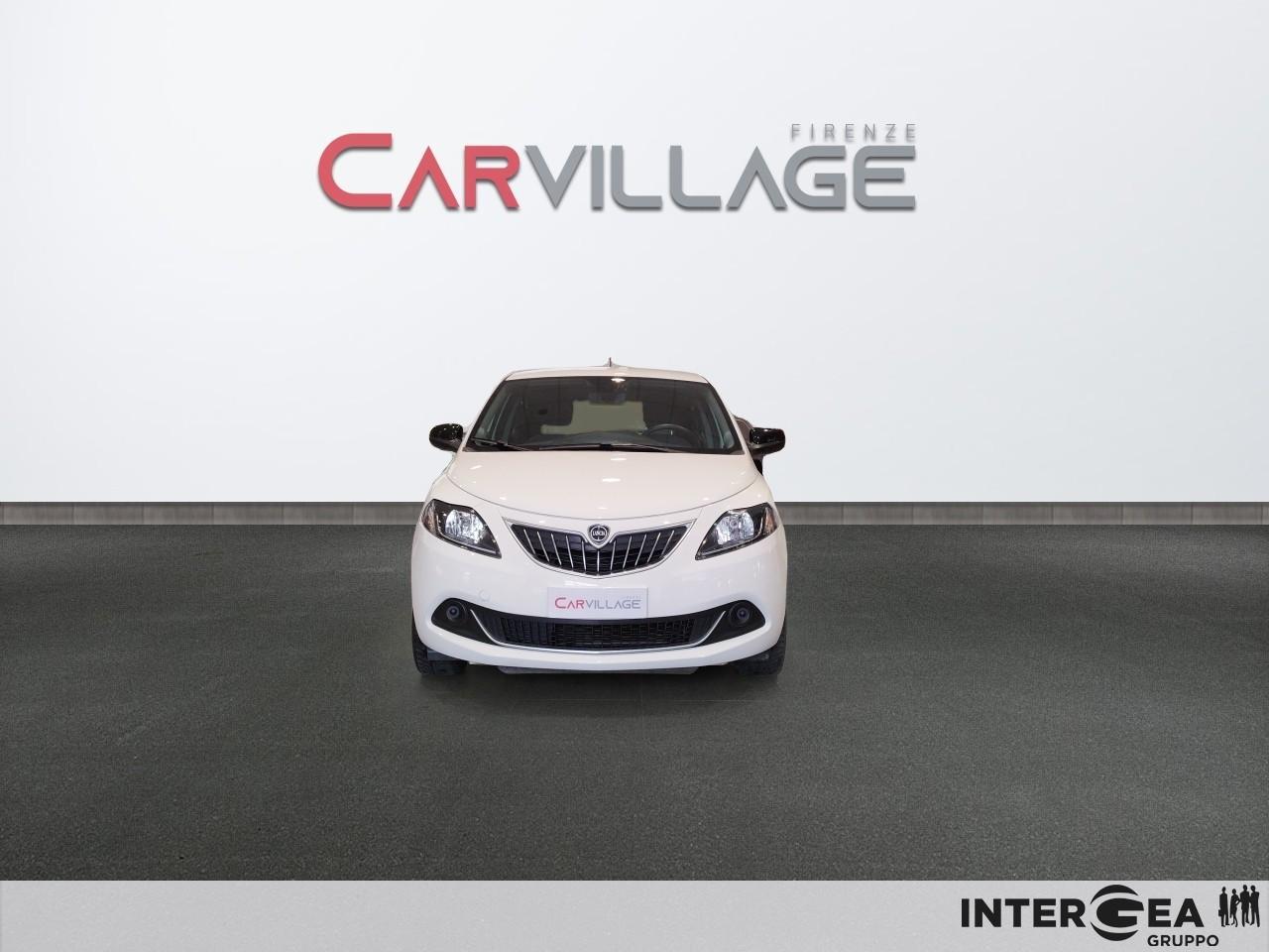 LANCIA Ypsilon 1.0 firefly hybrid Silver s&s 70cv