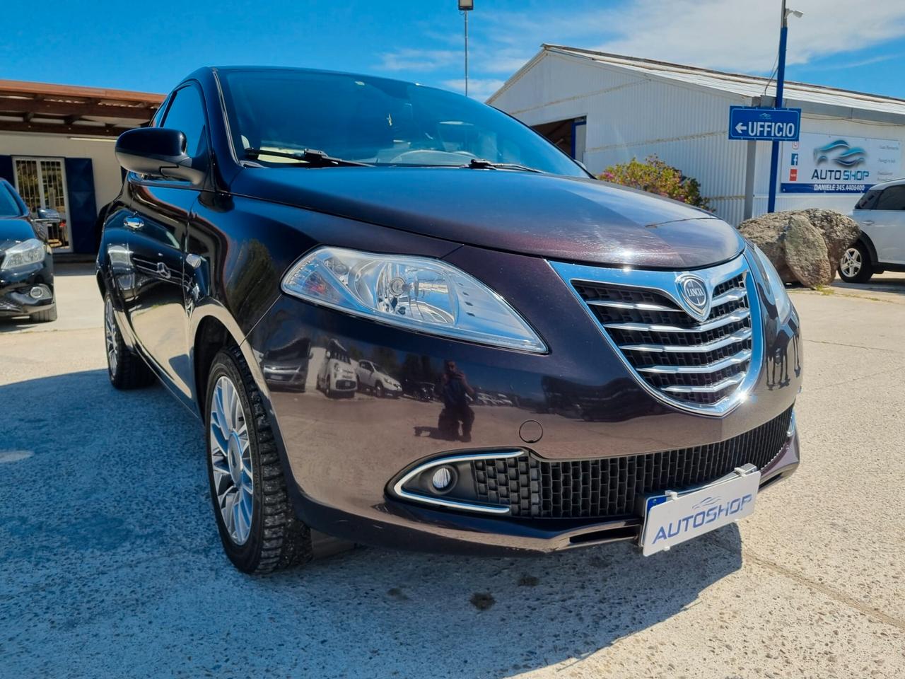 Lancia Ypsilon 1.2 69 CV 5 porte Gold