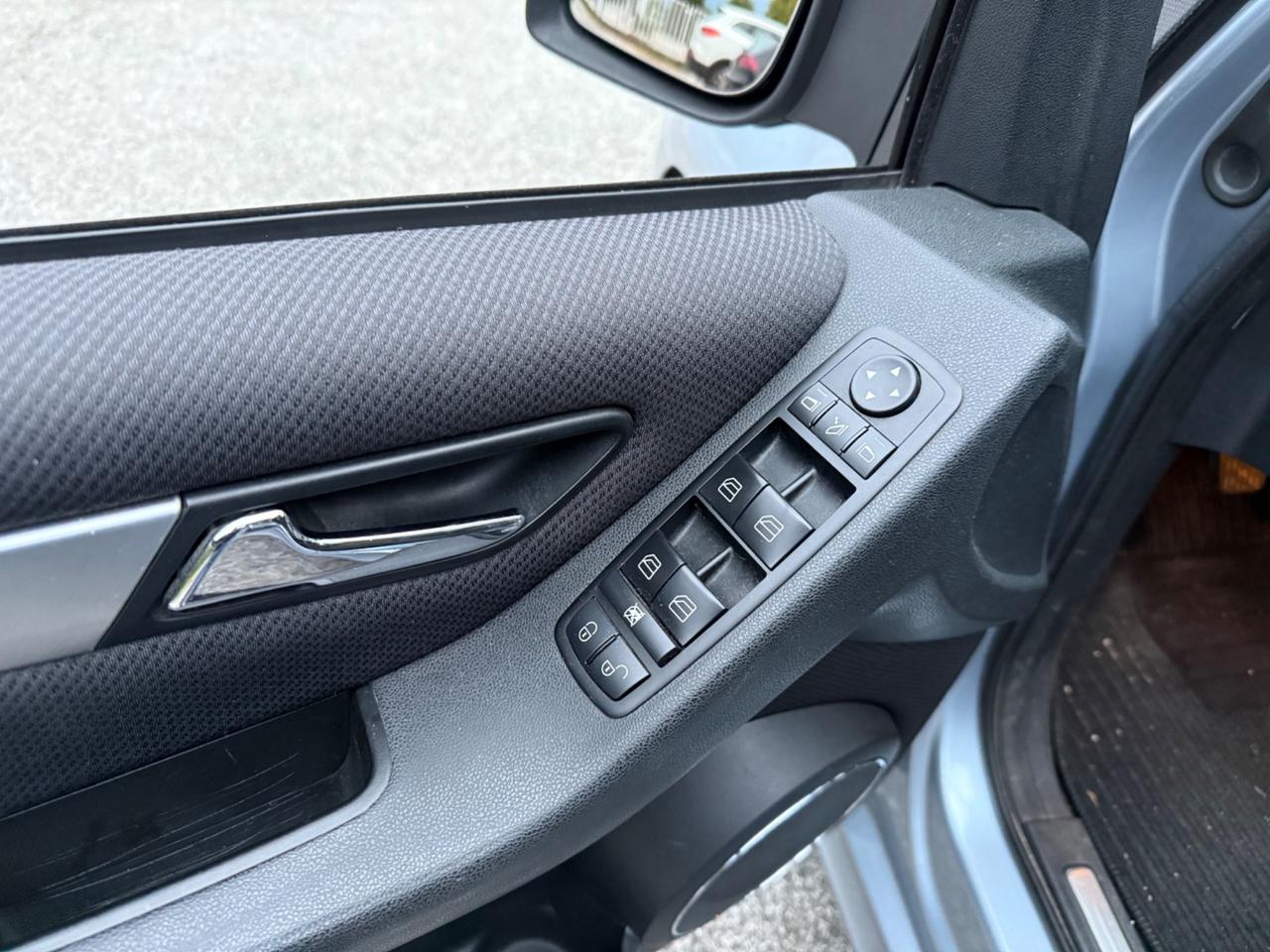Mercedes-Benz B200 CDI 140cv E5