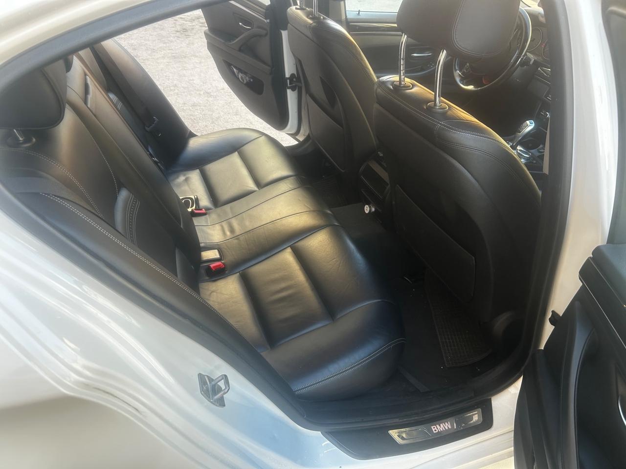 Bmw 520 520d xDrive Luxury
