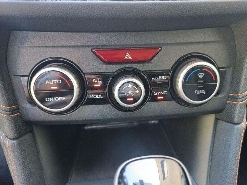 Subaru XV 2.0 e-Boxer auto Style Navi 4WD