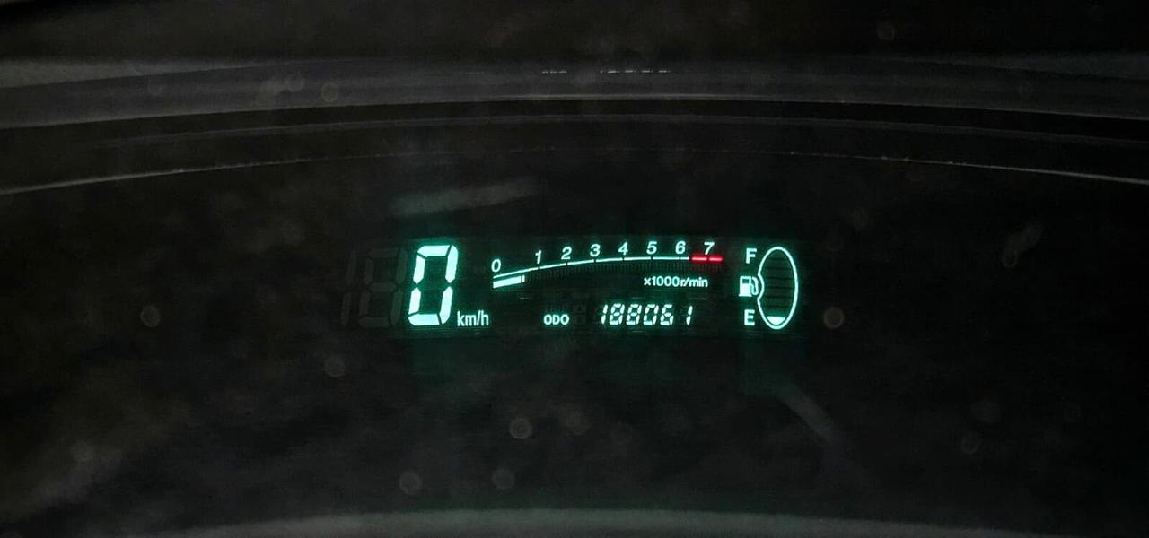 Toyota Yaris 1.0 16V 5 porte Sol