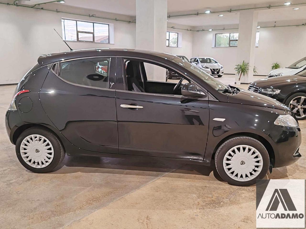 Lancia Ypsilon 1.2 69 CV 5 porte Gold