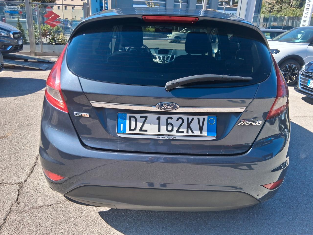 Ford Fiesta 1.4 TDCi 68CV 5 porte Titanium