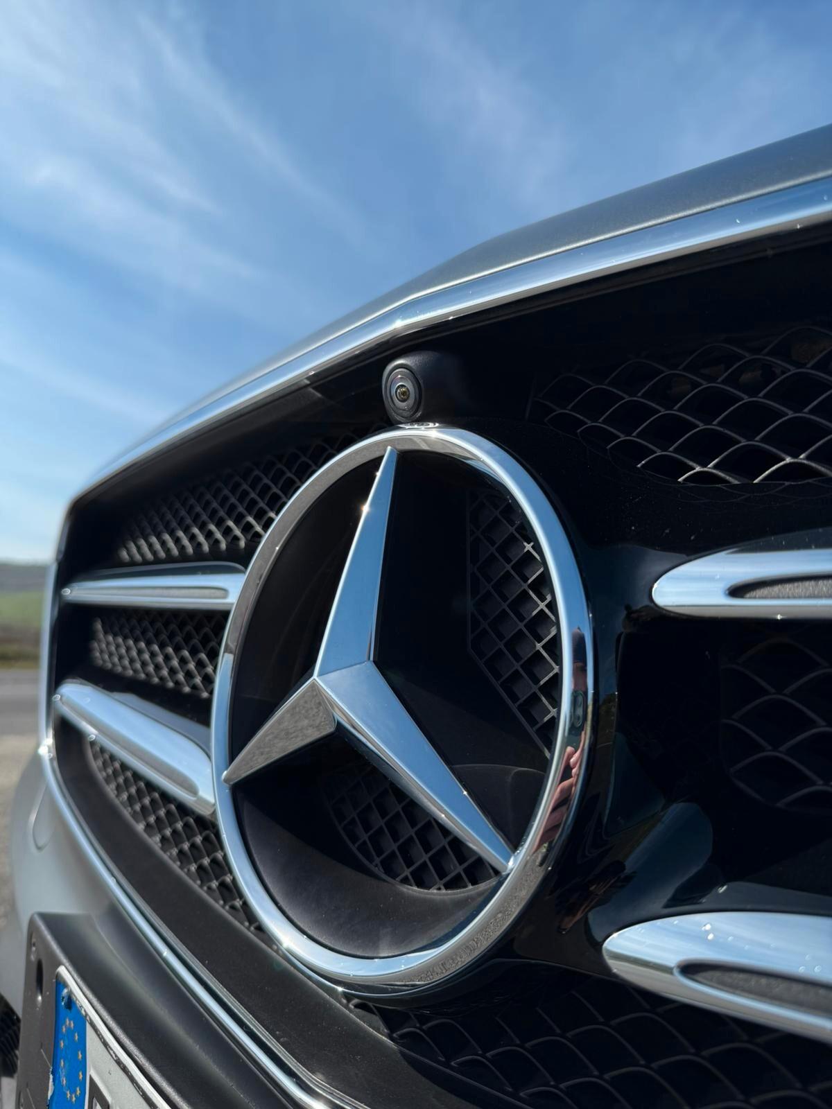 Mercedes-benz E 220 d Auto Premium Plus