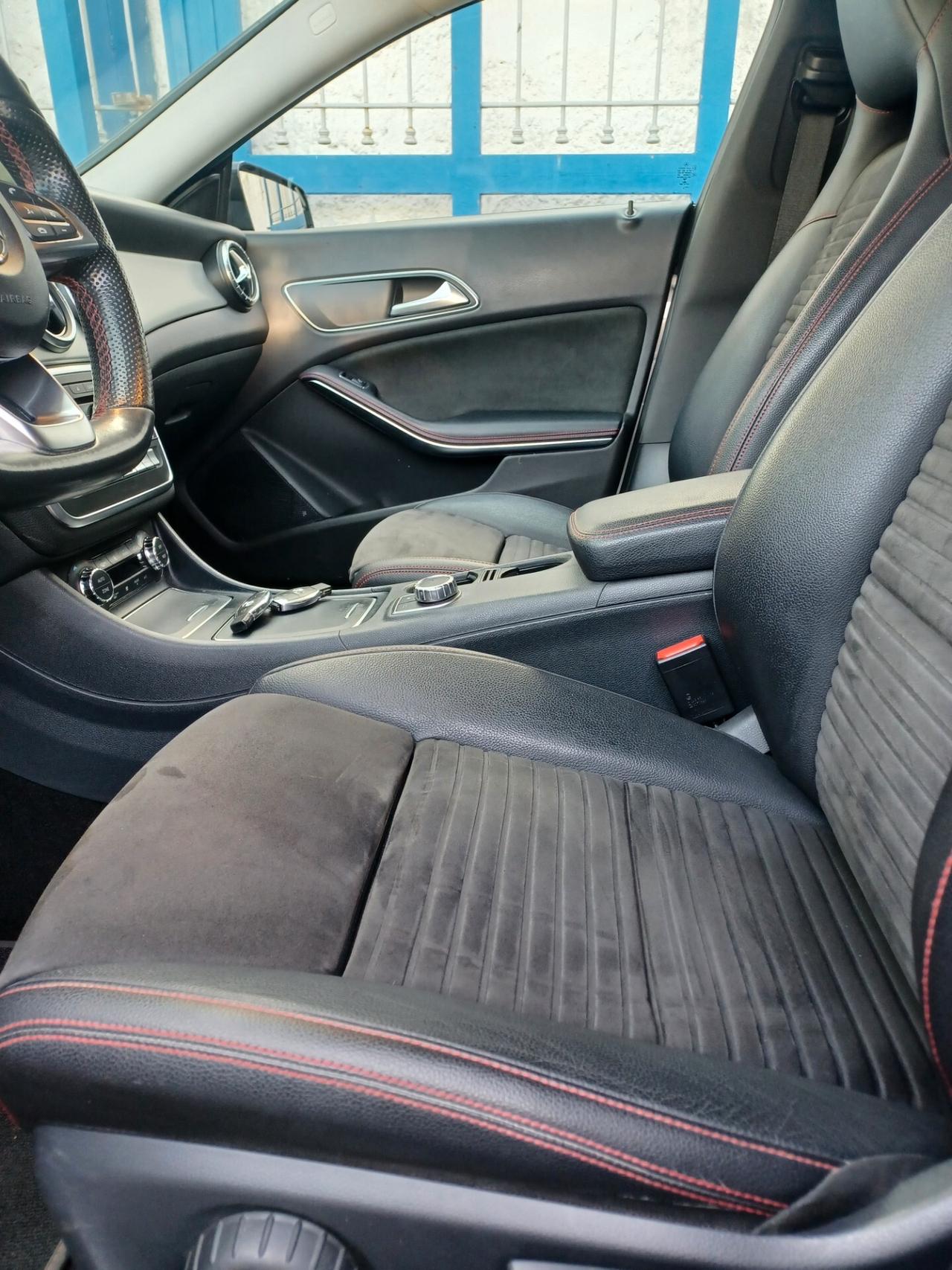 Mercedes-benz CLA 220 d AMG UNICO PROPRIETARIO