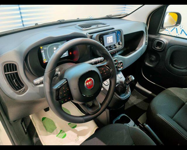 FIAT New Panda 1.0 firefly hybrid s&s 70cv 5p.ti-RADIO BLUETOOTH