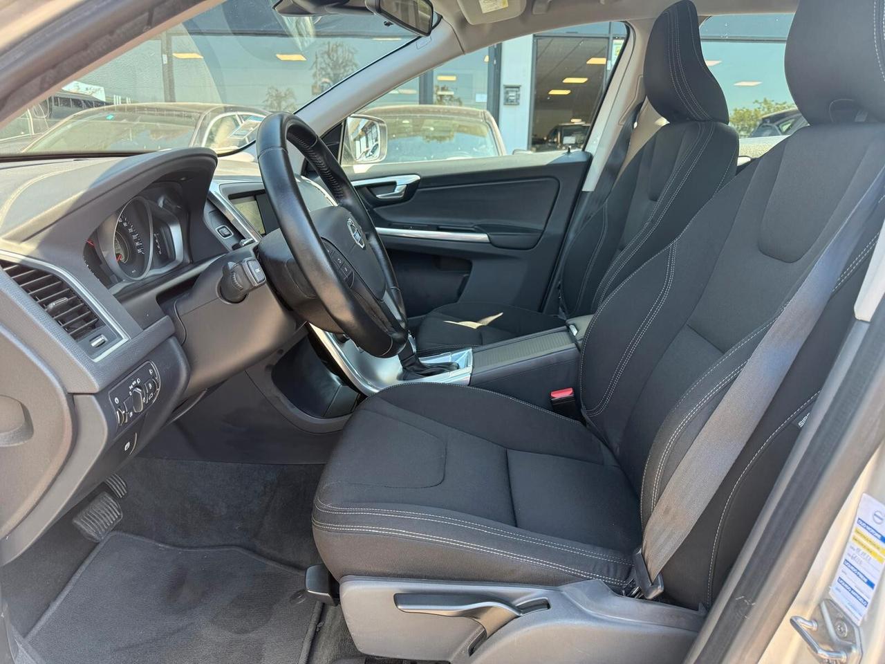 Volvo XC 60 XC60 D3 Geartronic Business Plus