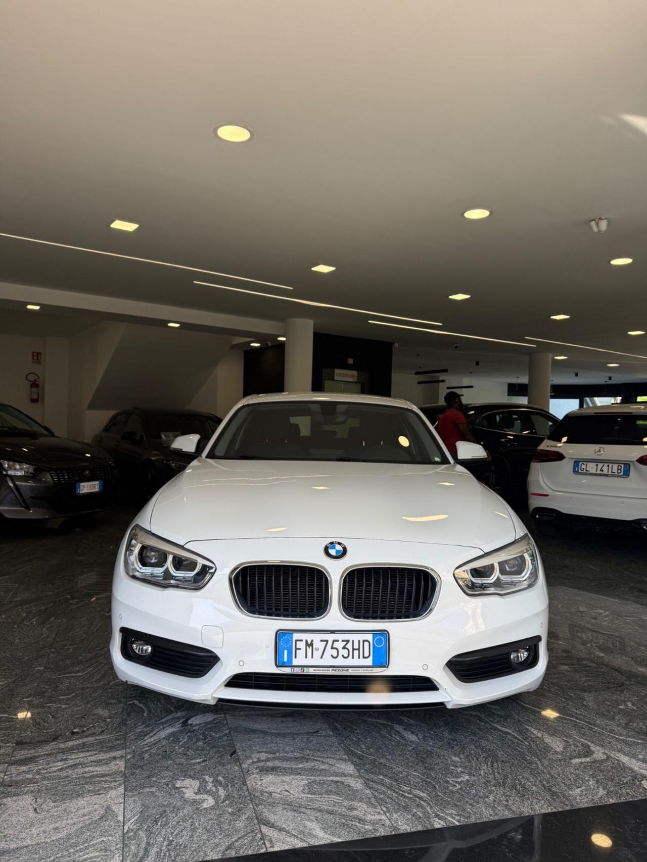 Bmw 116 116d 5p. Business