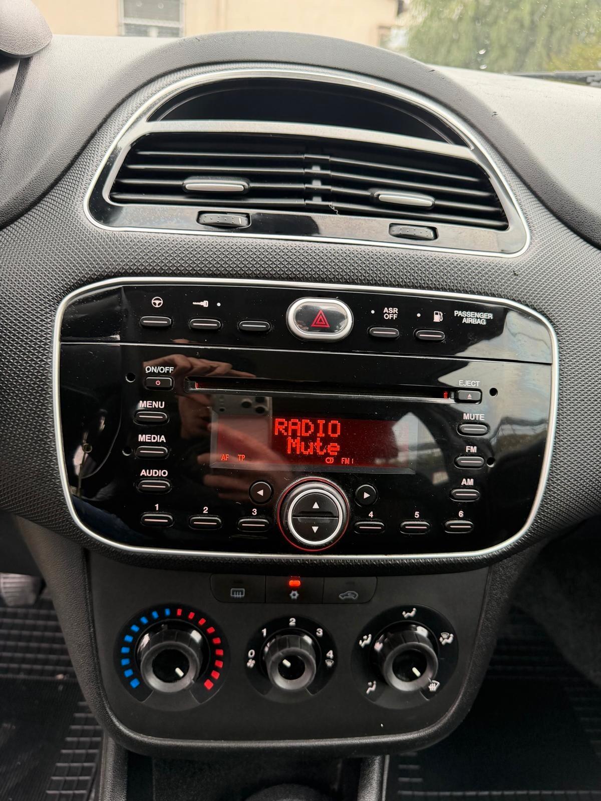 Fiat Punto 1.4 8V 5 porte Easypower Street-2015