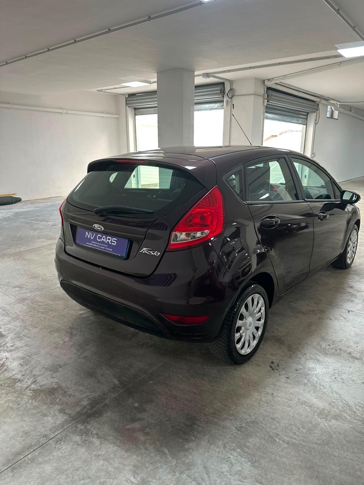 Ford Fiesta 1.4 5 porte Bz.- GPL Titanium