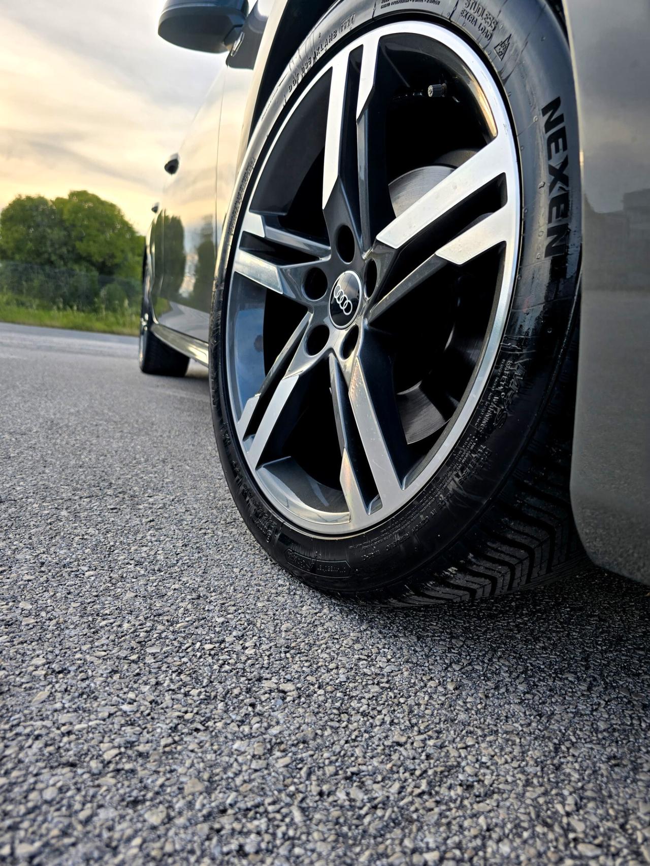 Audi A4 Avant 30 2.0 tdi mhev S Line edition 136cv s-tronic