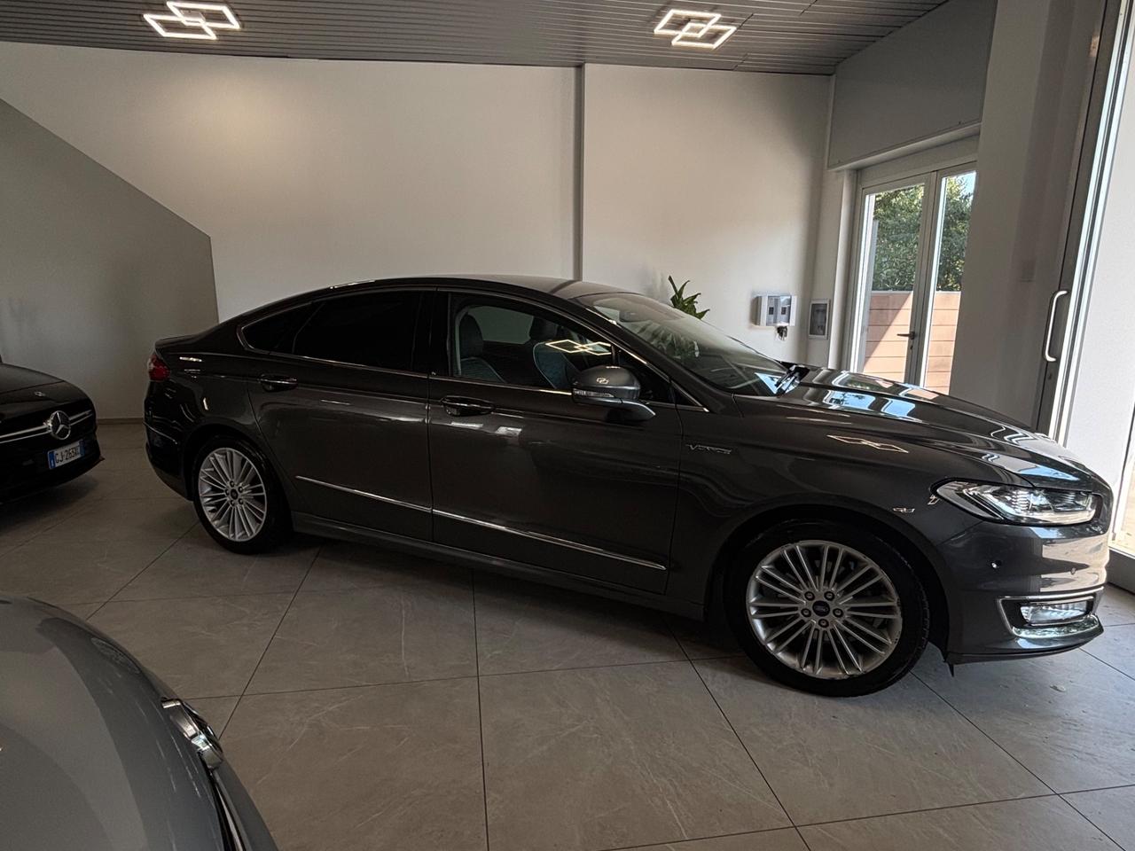 Ford Mondeo Full Hybrid 2.0 187 CV eCVT 4 porte Vignale