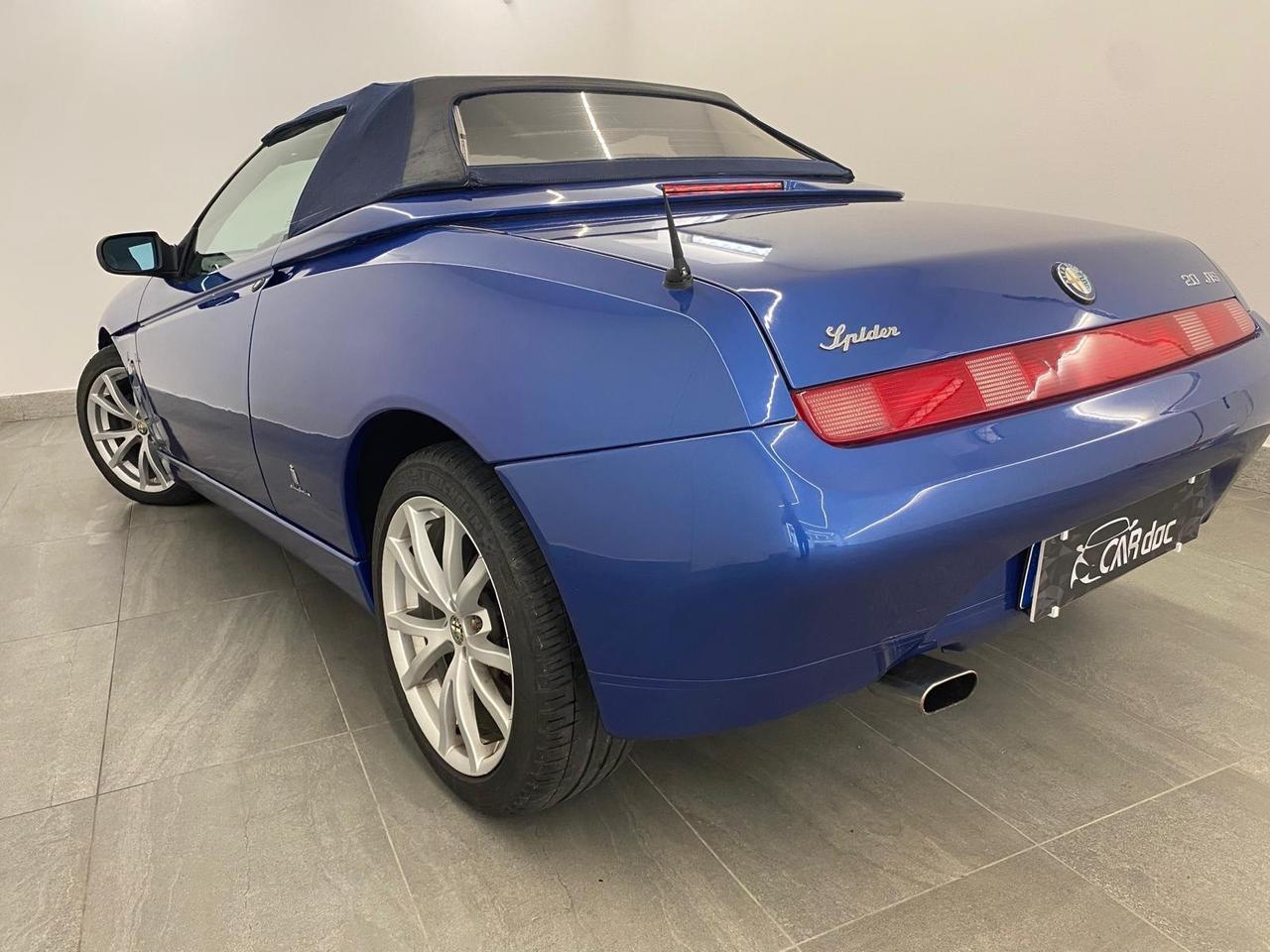 Alfa Romeo GTV Blu Remis