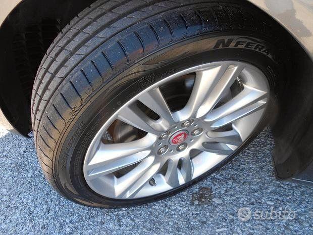 JAGUAR XE 2.0d(FERMA dal 2019)NAVI-PELLE,E6B
