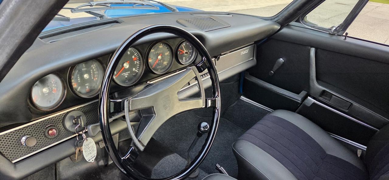 Porsche 911 2400T Targa Asi Restauro Ölklappe