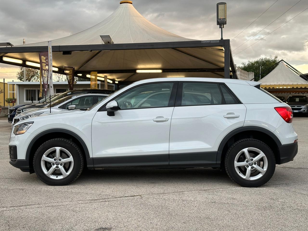 AUDI Q2 my19 30 TDI 116 CV