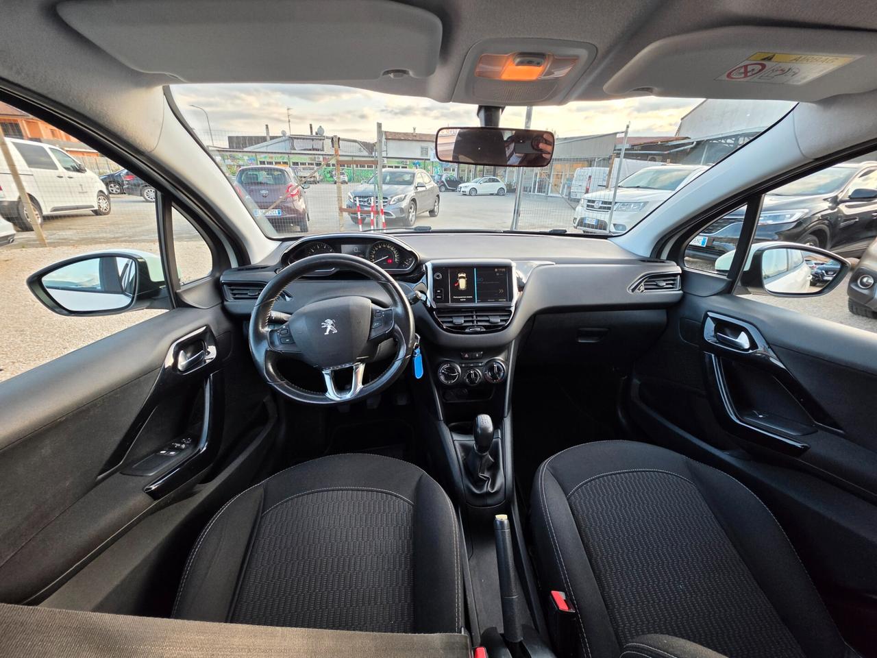 Peugeot 208 PureTech 82 5p. GPL Active