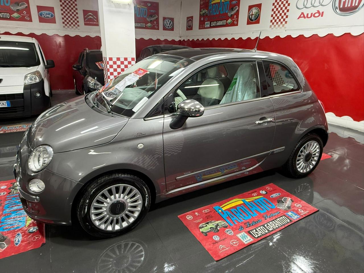 Fiat 500 1.2 70cv Lounge automatica - 2013