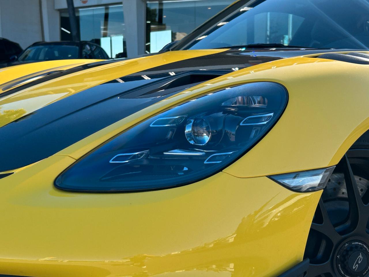 Porsche Cayman 718 4.0 GT4 RS pdk